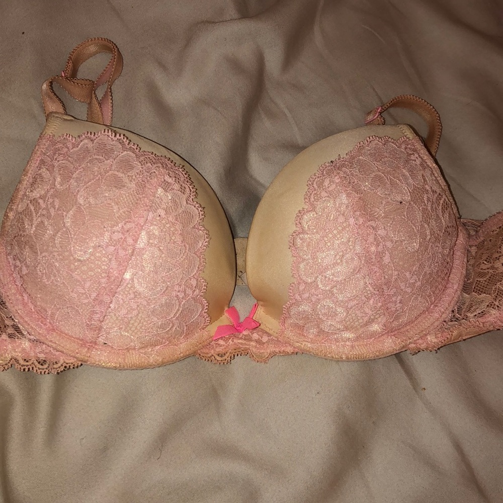 Victoria’s Secret Bra 34B